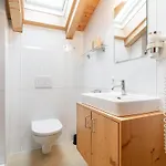 Waidachhaus 10 아파트 *